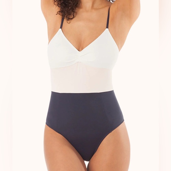 LIVELY Colorblock Ruched Low Back One-Piece Swimsuit Bathing Suit - Picture 7 of 14